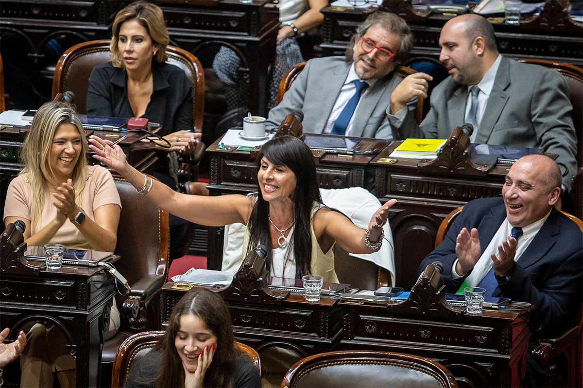 La Justicia embargó a la diputada libertaria Lorena Villaverde por $ 31 millones