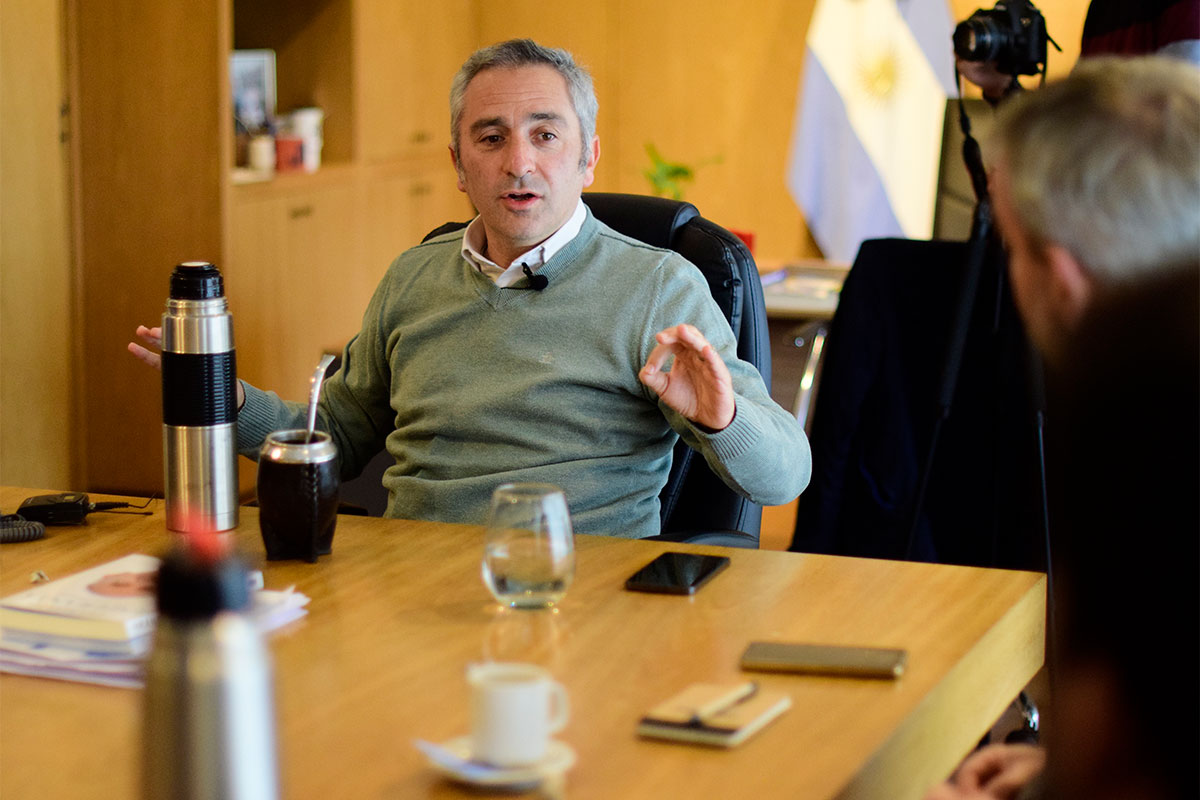 Andrés "Cuervo" Larroque: "No necesitamos una negociación, necesitamos una refundación del peronismo"