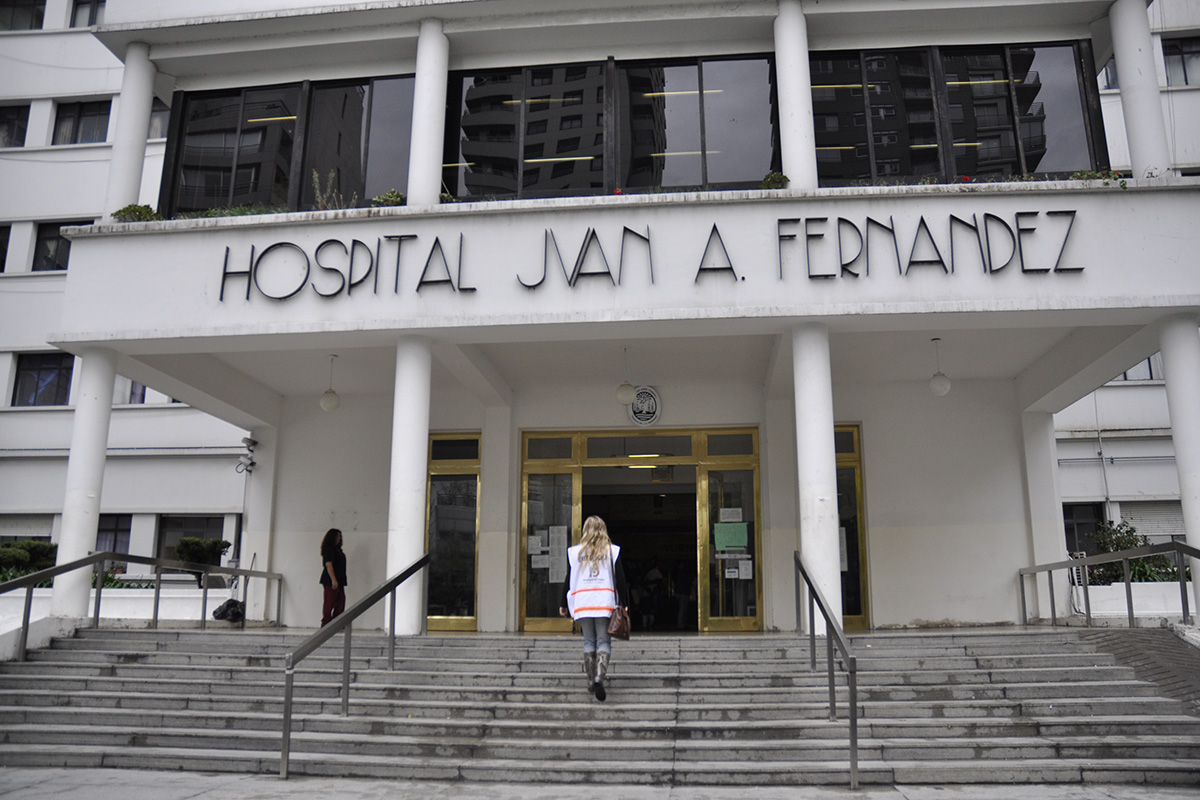 Colapso en CABA: el Hospital Fernández cierra guardia de emergencia para liberar camas