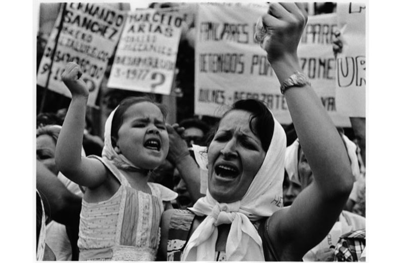 Ataúlfo Pérez Aznar: “La fotografía es nuestra memoria como país en imagen”