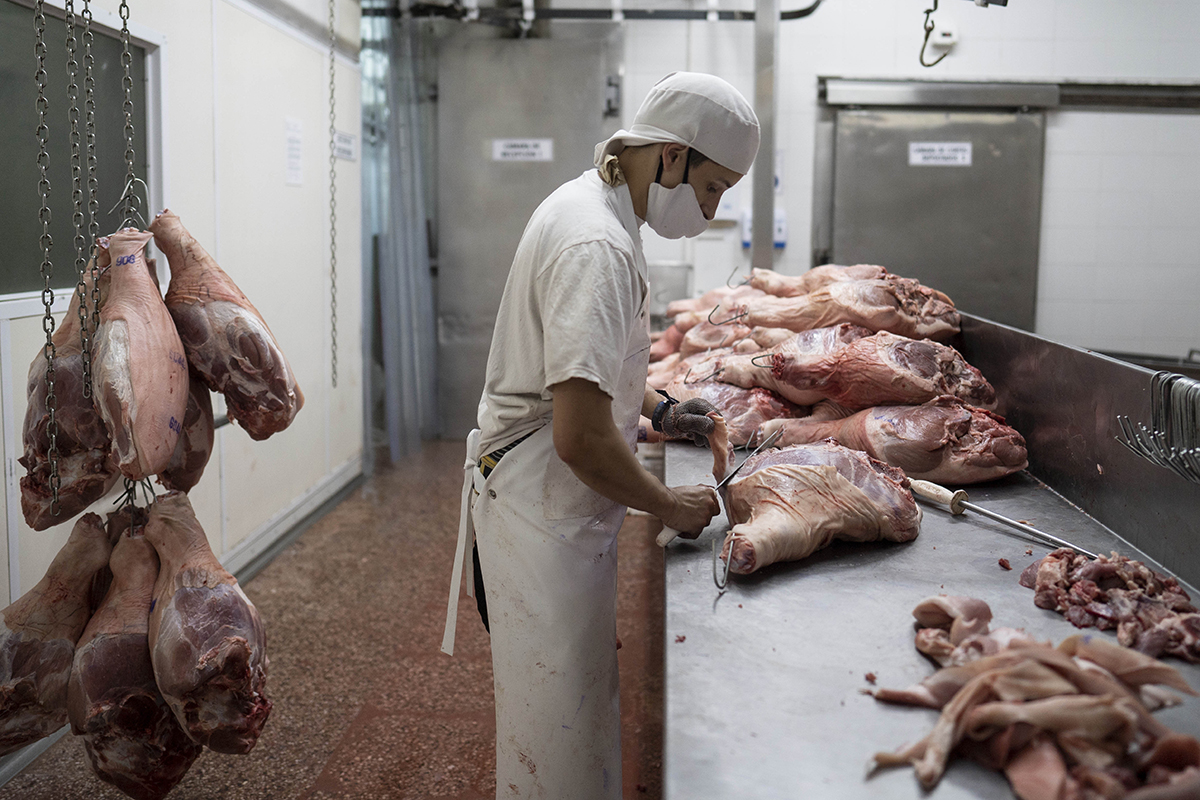 El Gobierno prohibió exportar siete cortes de carne que se consumen en el mercado interno