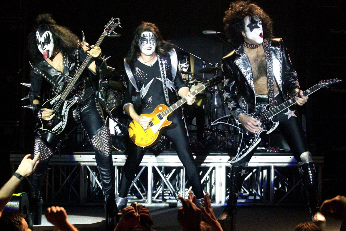 Netflix te pinta la cara: se viene la biopic de Kiss