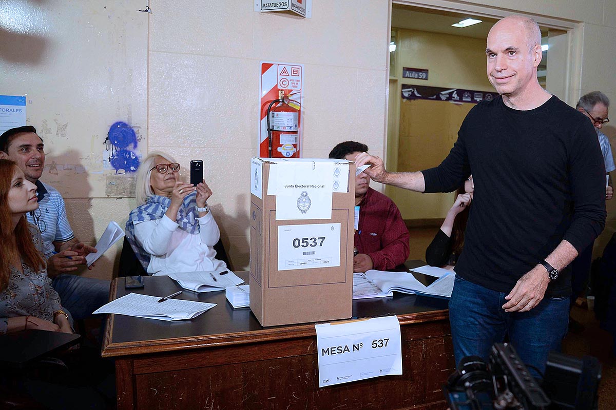 En la disputa por el balotaje en la Ciudad, ya votaron Lammens y Rodríguez Larreta