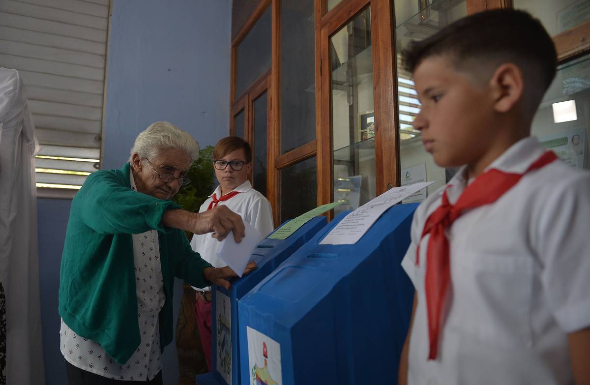 Los cubanos inician el debate de una nueva ley electoral
