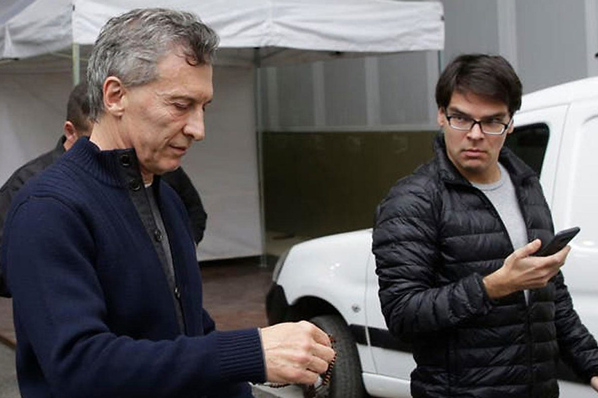 La defensa de Nieto reconoció que su celular era “la agenda diaria” de Macri