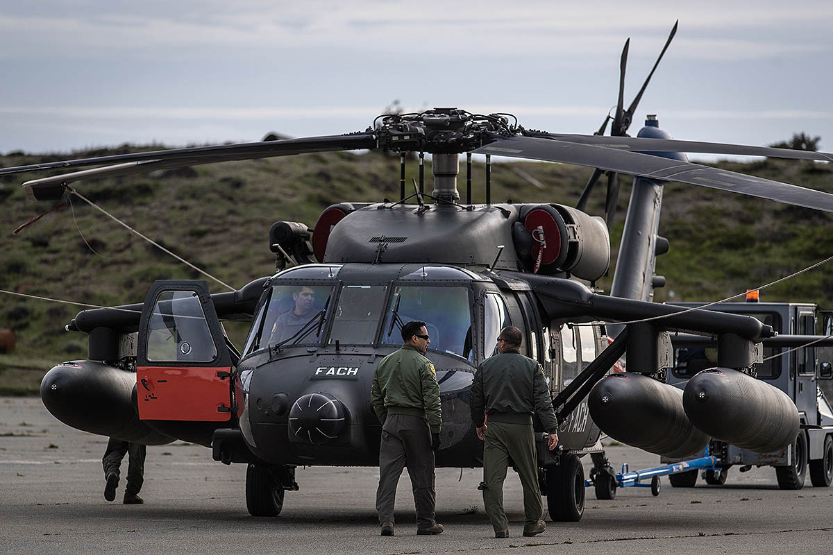 Hallan restos humanos cerca del lugar donde se perdió el avión chileno