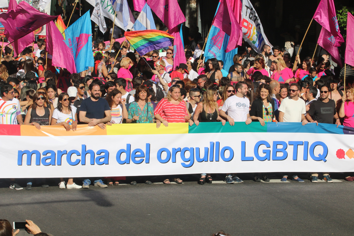 La comunidad LGBTI, en alerta ante recortes que afectan derechos a la salud y a la no discriminación