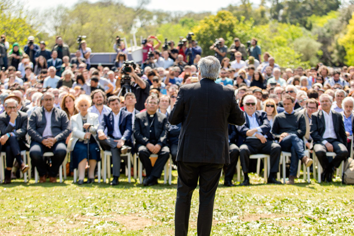 El gobierno oficializó el Plan contra el Hambre