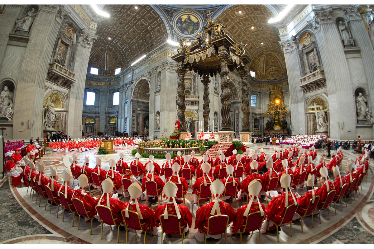 El Papa presenta batalla ante la arremetida de la iglesia conservadora