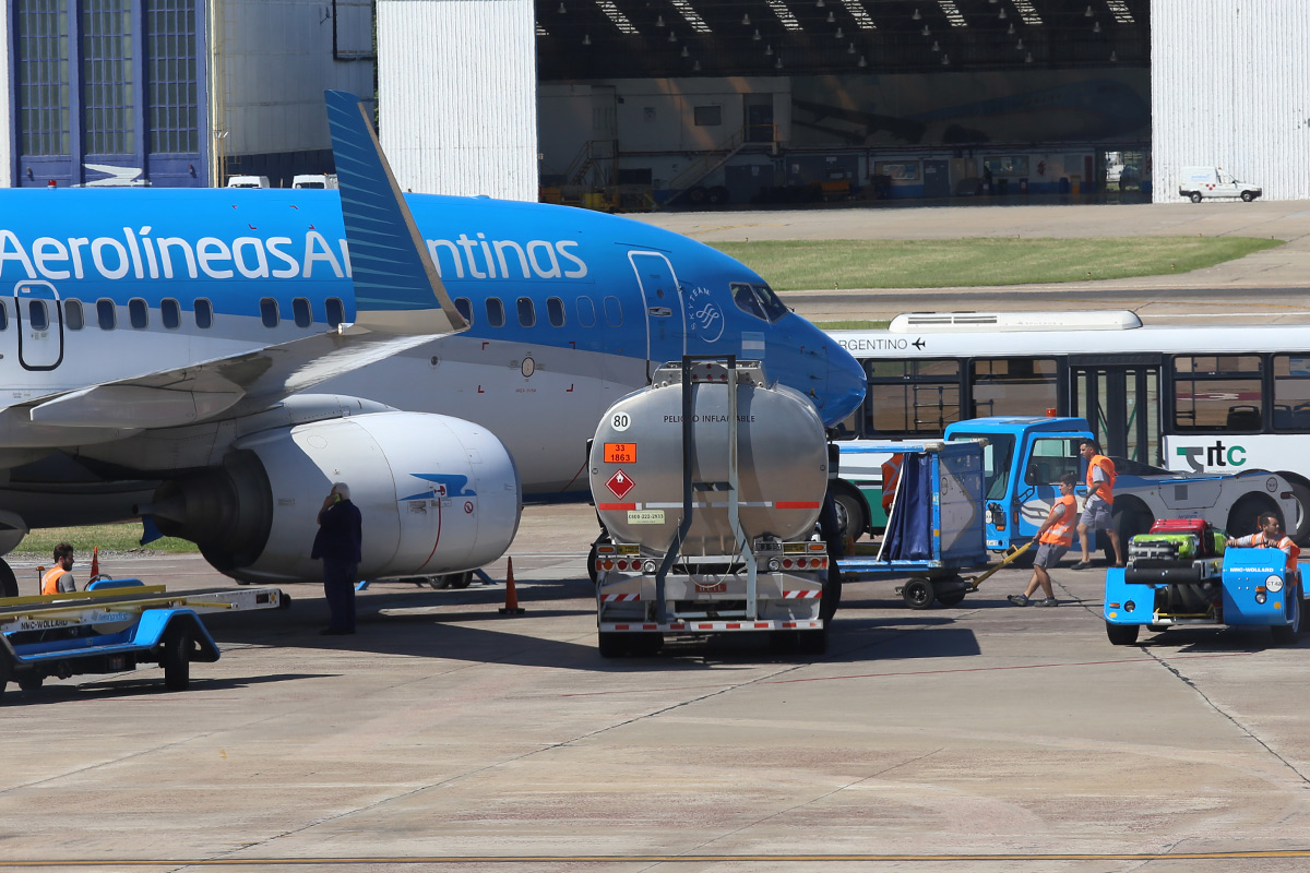 Confirman nuevos vuelos especiales de Aerolíneas desde Cancún, San Pablo y Miami