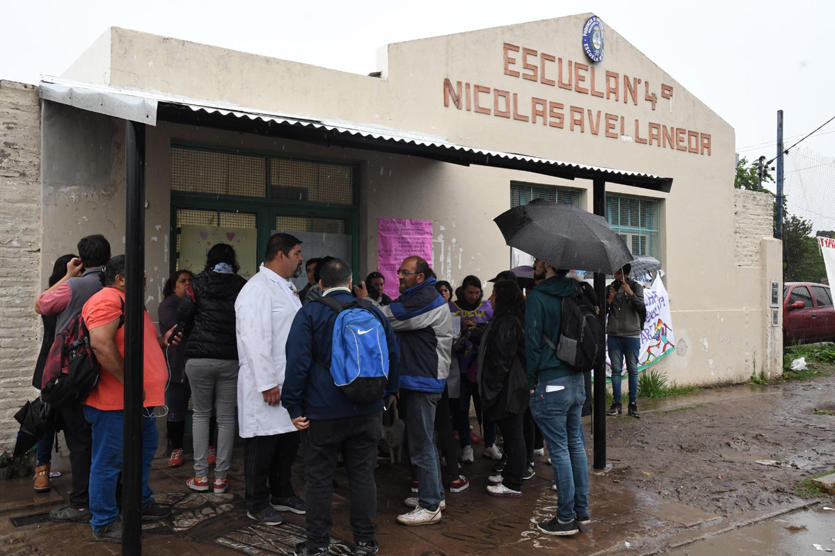 Casi tres meses después de la explosión, reabrió sus puertas la escuela 49 de Moreno