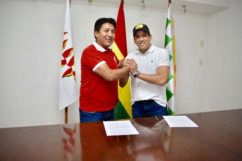 Camacho-Pumari: los cívicos que derrocaron a Evo van juntos a las elecciones