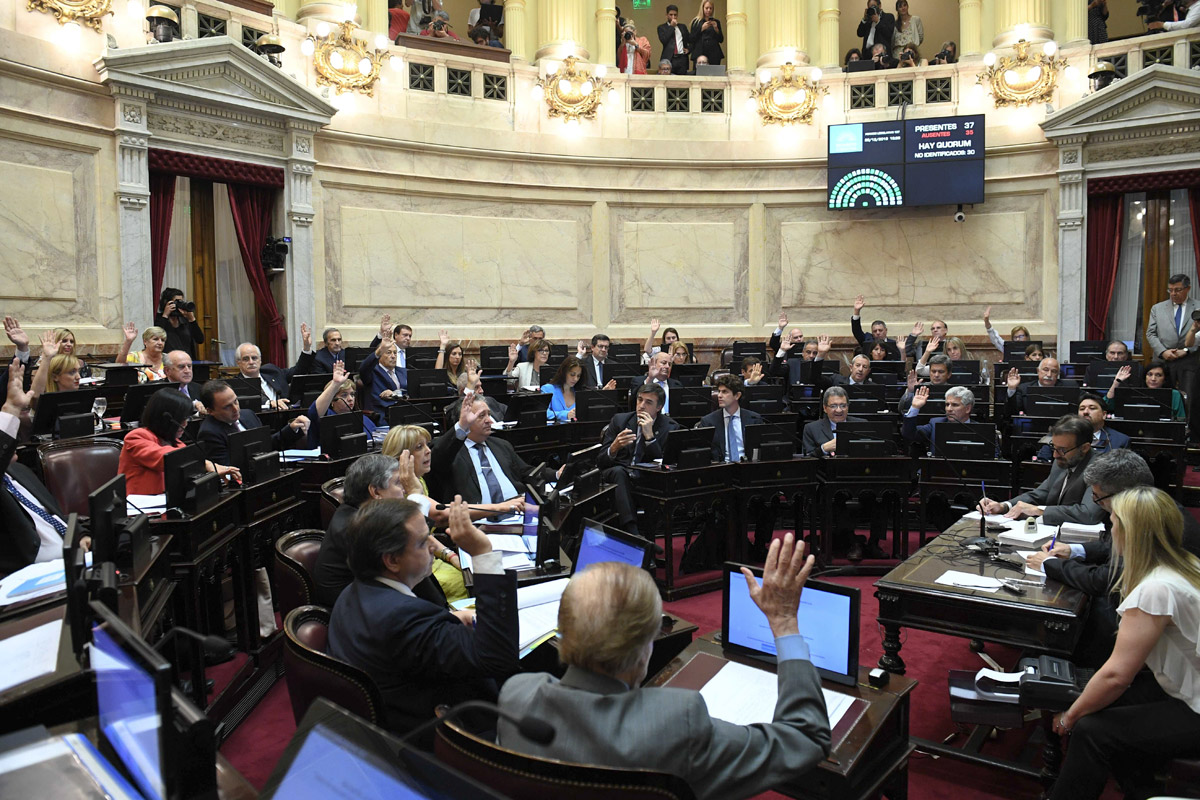 Ley de Solidaridad: el gobierno apunta al equilibrio fiscal