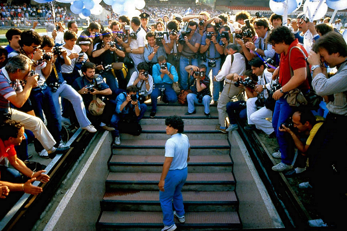 La conversión de Maradona en Dios, sintetizada en 130 minutos