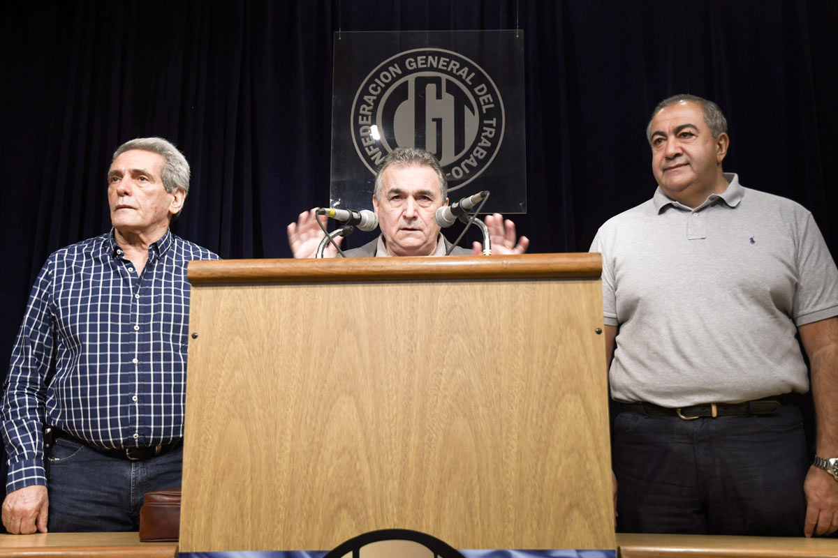 La CGT aleja el paro y discute por gremio