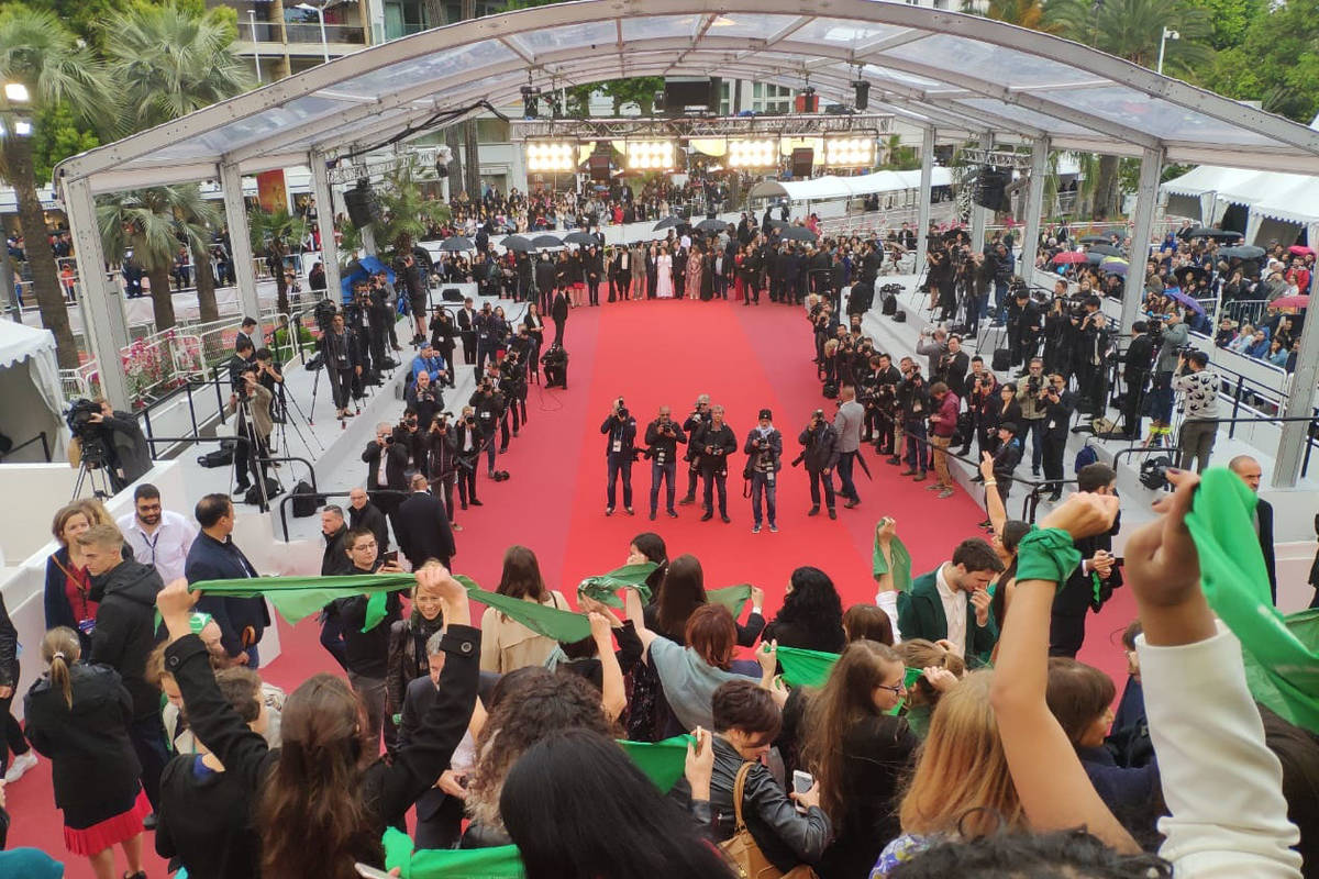 Una alfombra roja que se vistió de verde