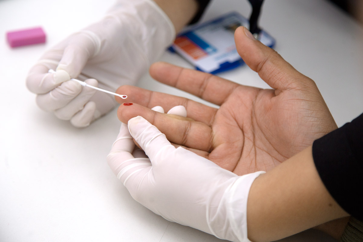 Por falta de reactivos para detectar el VIH se suspenden estudios de pacientes en tratamiento