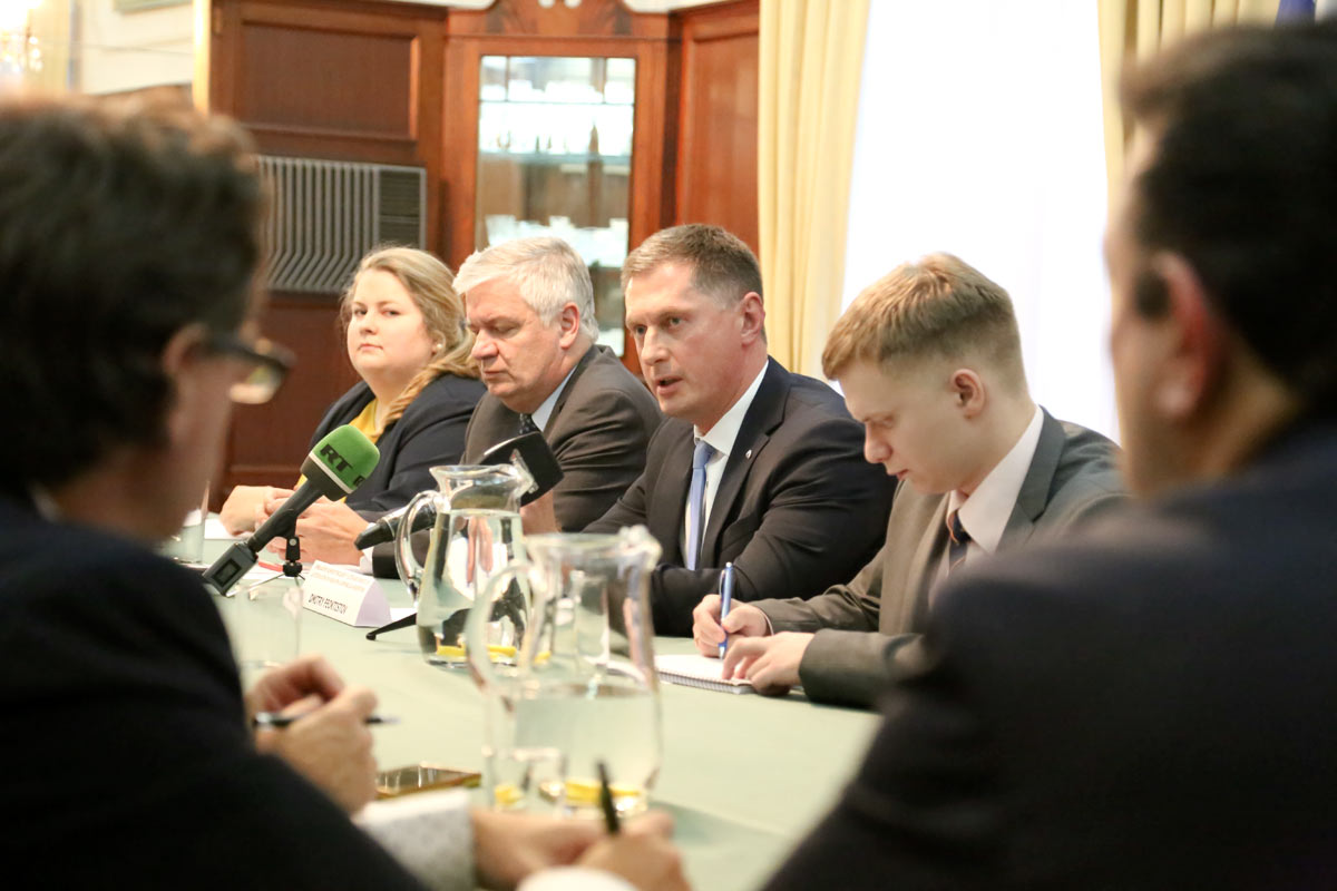 «No está claro para qué China necesitaría una base tan lejos»