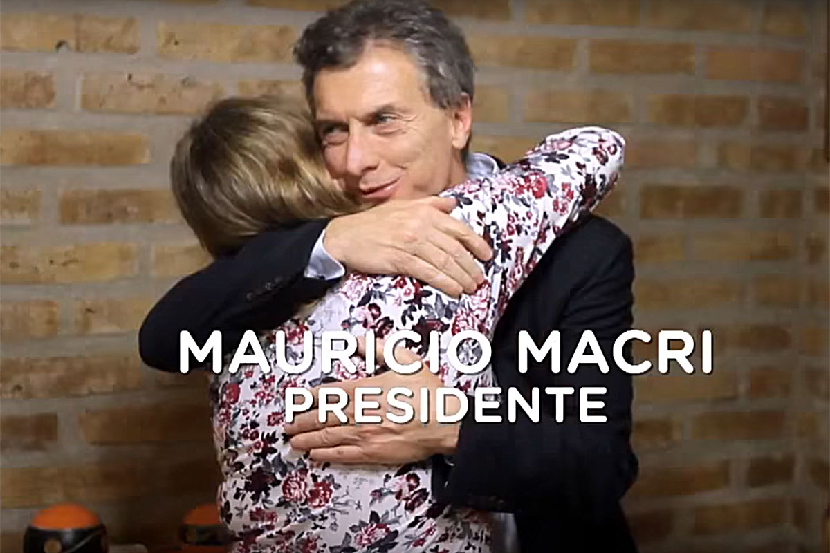 El gobierno recortó a la mitad las horas de publicidad electoral en la campaña