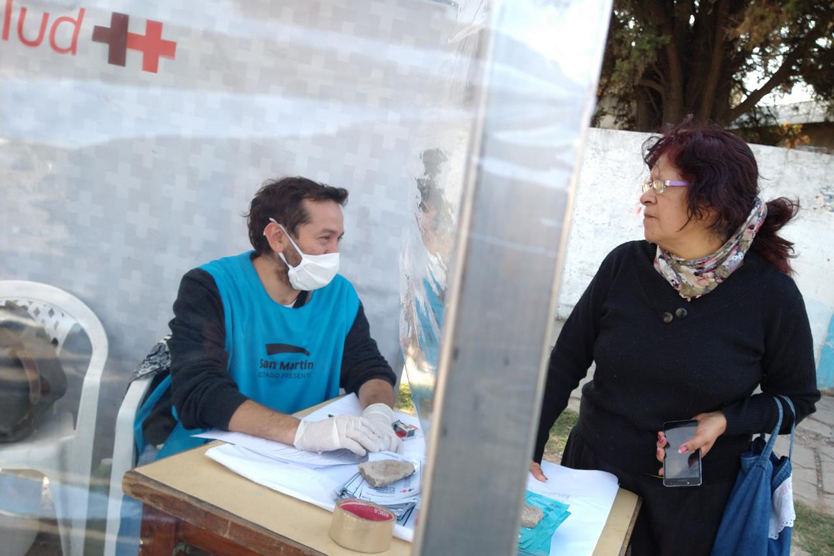 Defensa civil popular: instalan postas sanitarias contra el coronavirus en los barrios