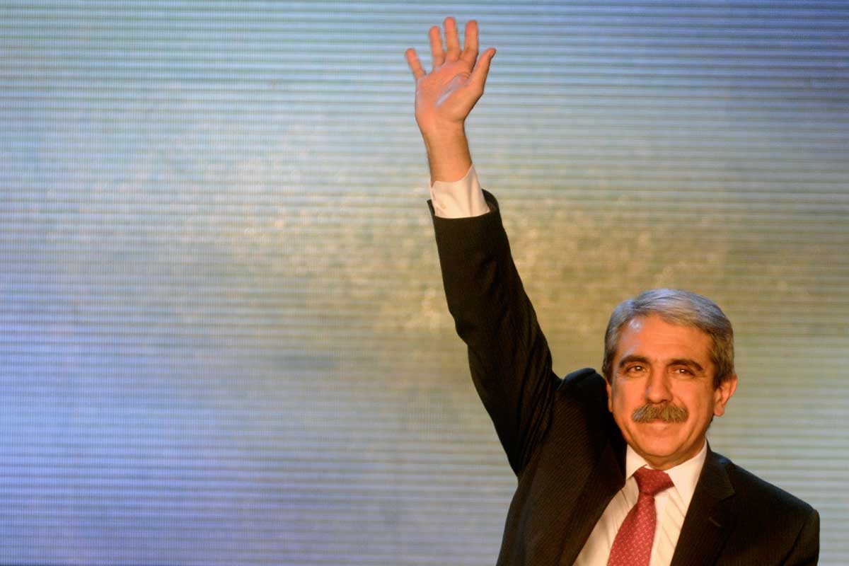 Aníbal Fernández fue sobreseído en una causa relacionada al Plan Qunita