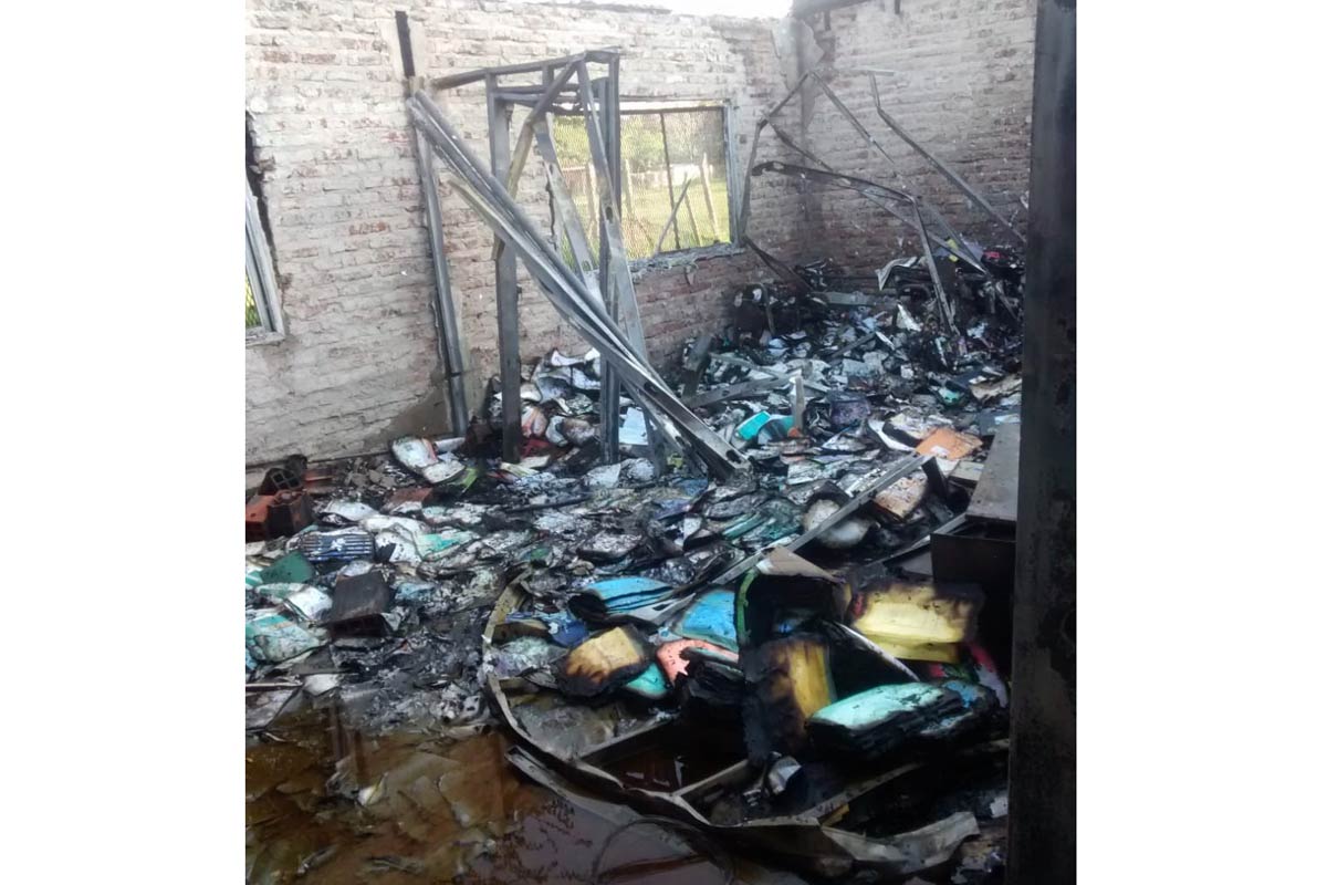 Otra vez Moreno: quemaron una escuela a la madrugada
