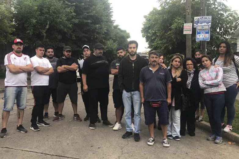 Violento desalojo de la planta de Kimberly-Clark en Bernal