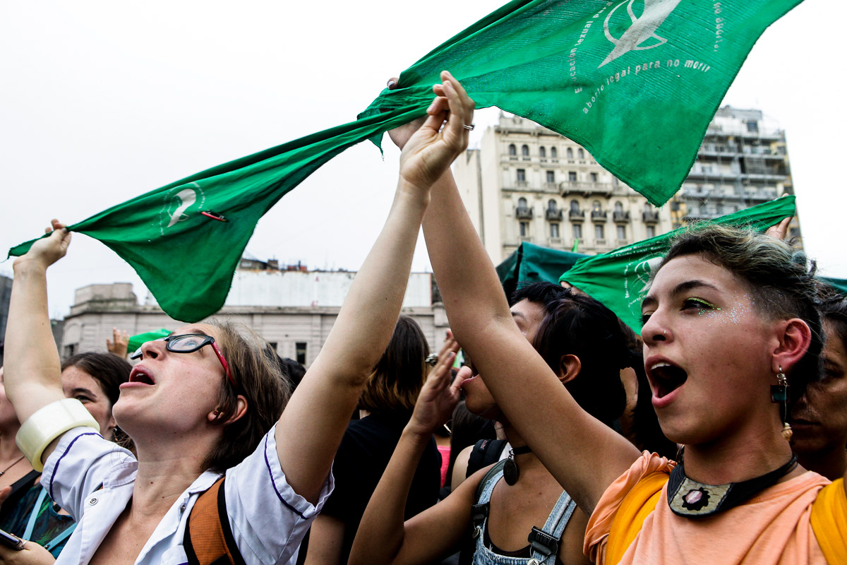 En Villa María detuvieron a tres mujeres por acompañar abortos autogestionados