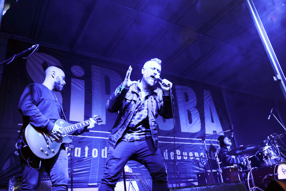 Festival de músicos en apoyo a Télam