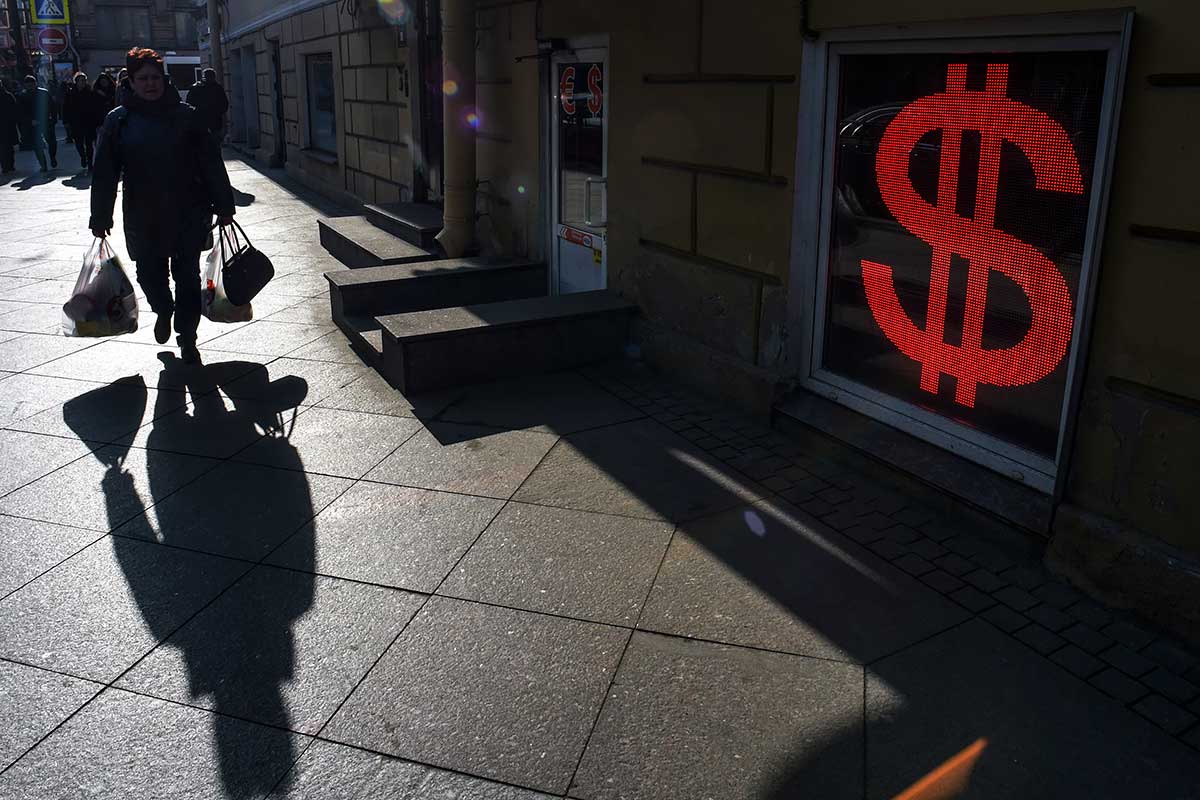 Sube el dólar en toda la región y se disparó el riesgo país