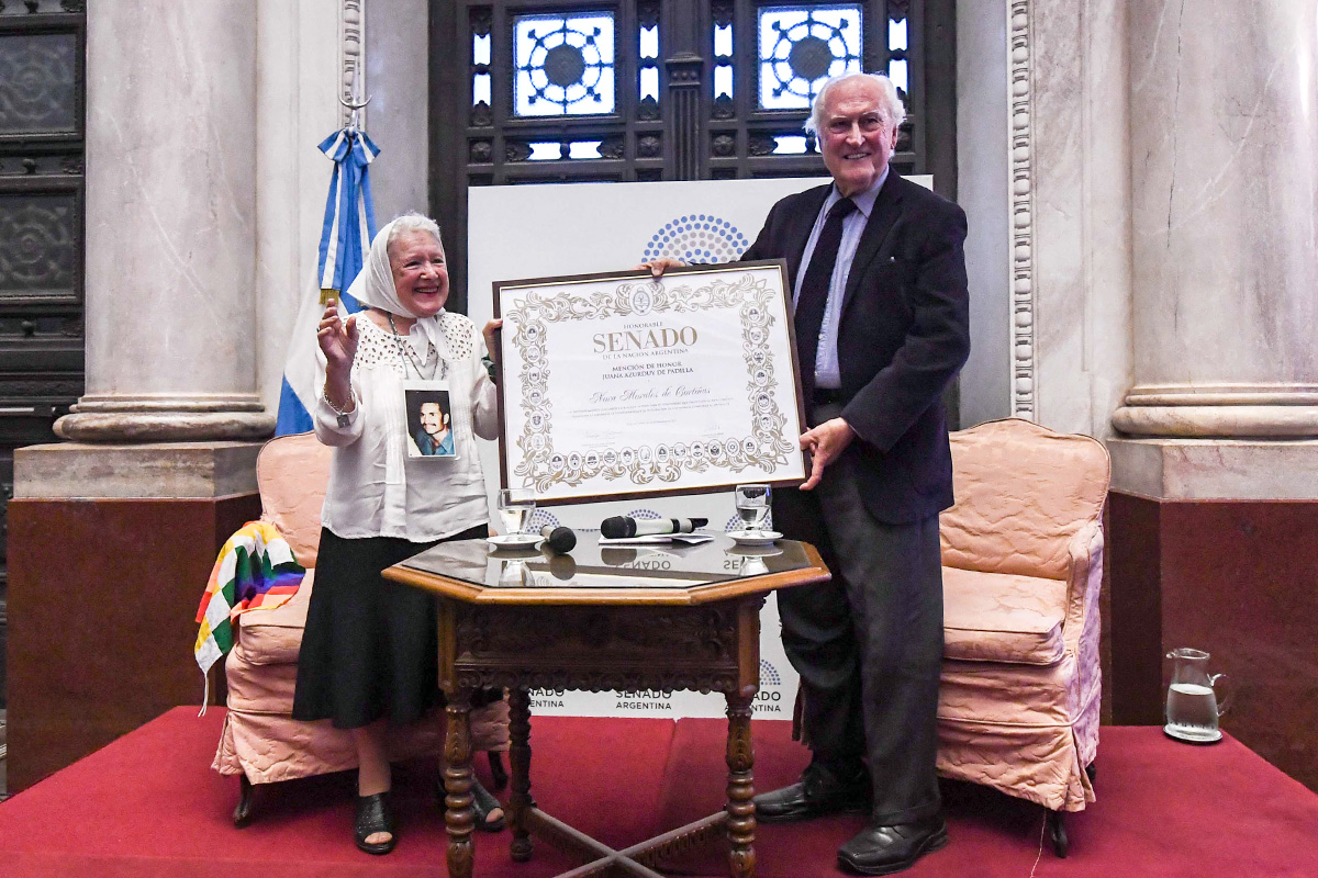 El Senado distinguió a Nora Cortiñas con el premio Juana Azurduy