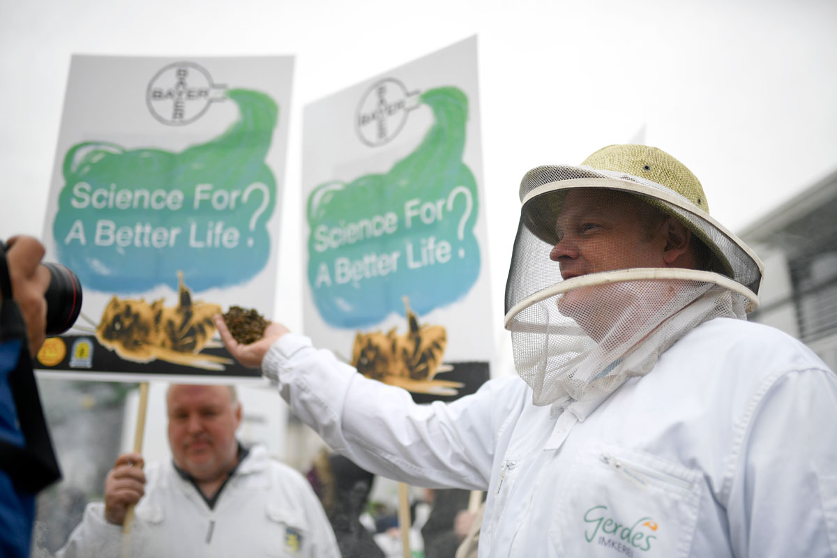 El caso llegó a una convulsionada asamblea de Bayer