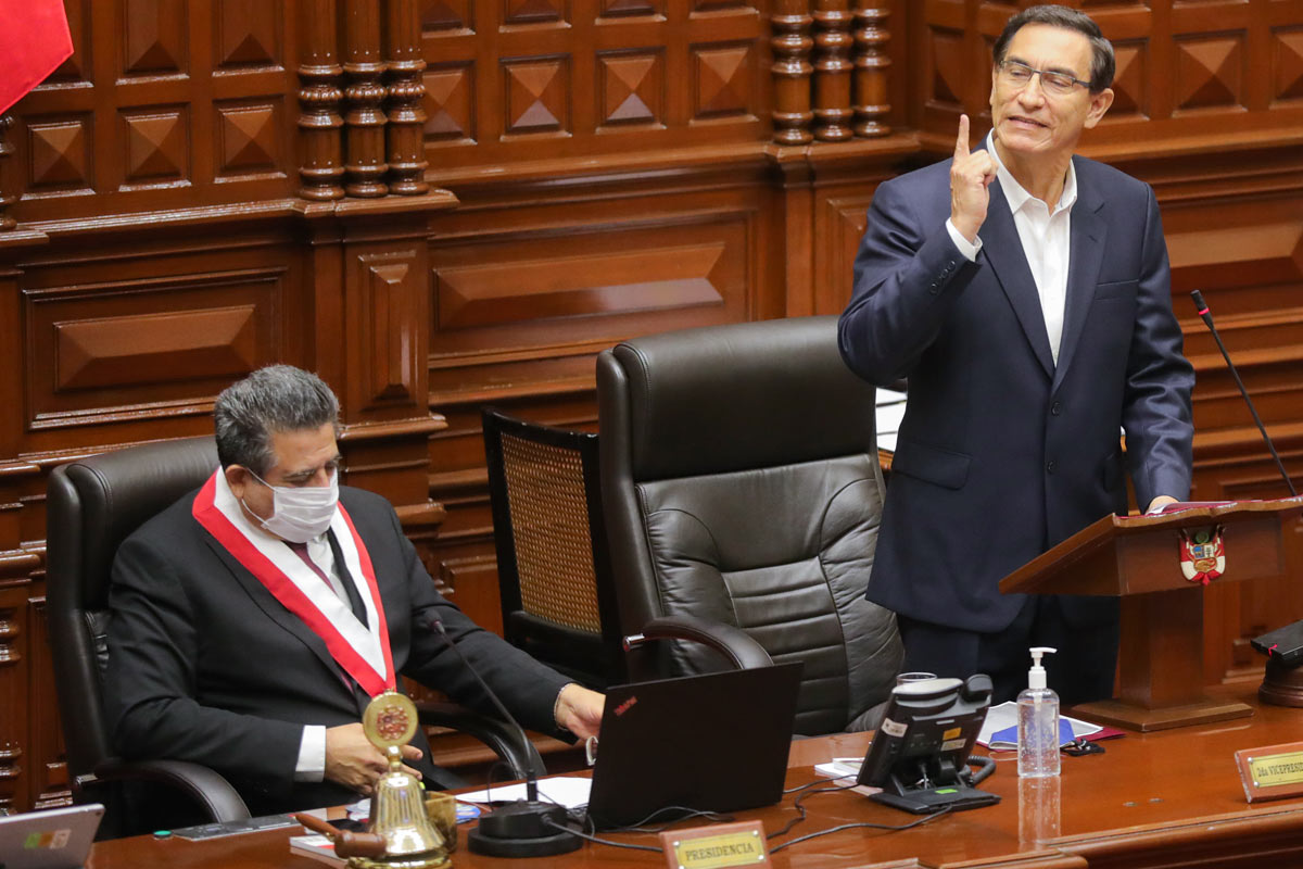 A cinco meses de las elecciones, el Congreso de Perú destituyó al presidente Vizcarra