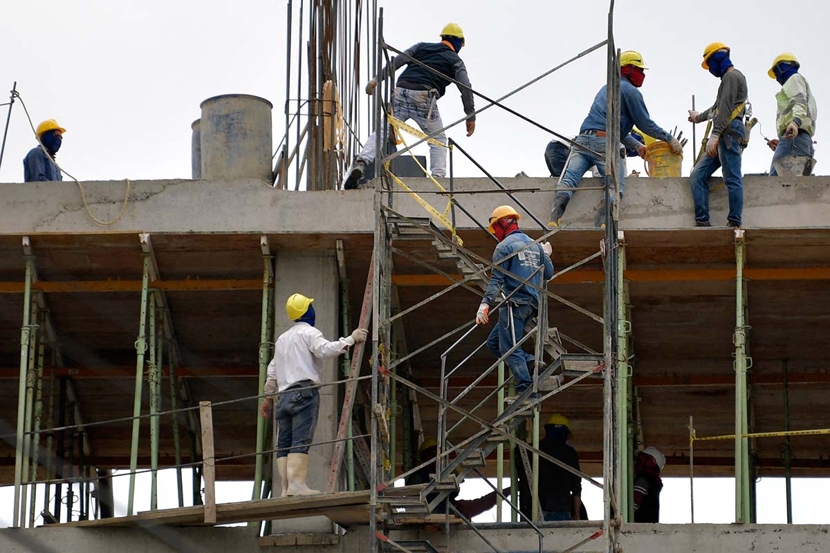 Otra fuerte suba de la construcción: 22,7% interanual