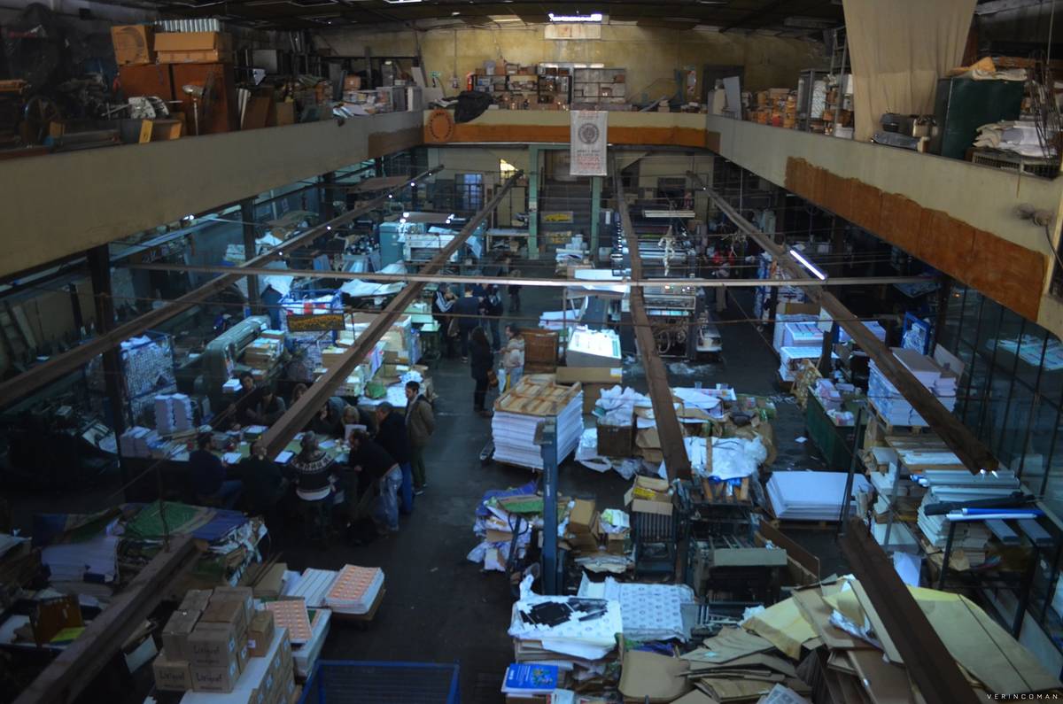 «Chilavert no se apaga»: la cooperativa de trabajadores resiste, lucha y festeja