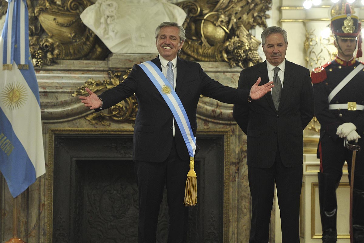 Alberto recibe a la delegación de EE.UU. luego del desencuentro en la asunción