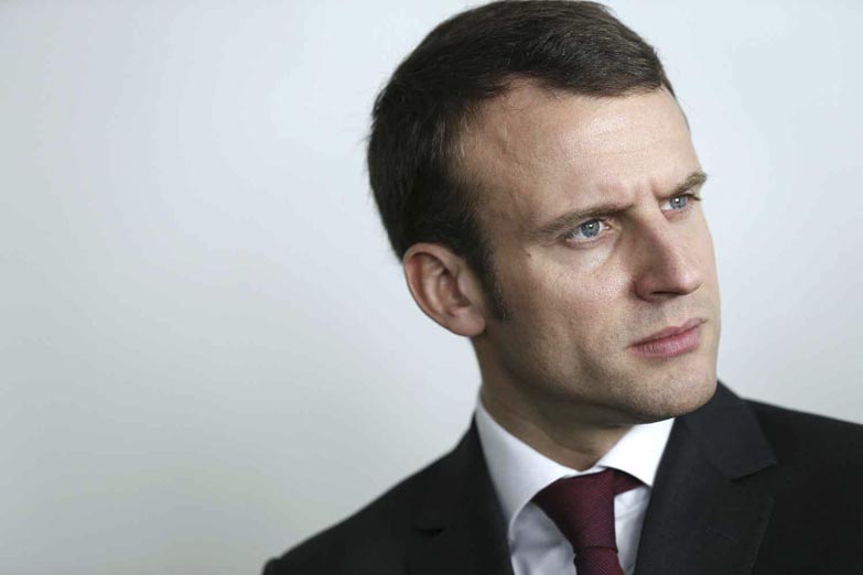 El presidente francés Emmanuel Macron dio positivo por coronavirus y se aislará una semana