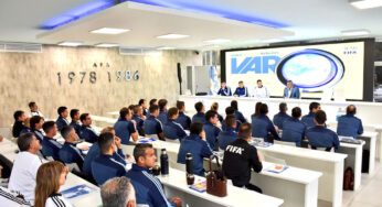 La llegada del VAR se demora en el país de la Mano de Dios