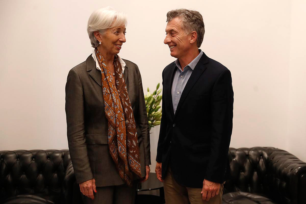 El préstamo del FMI no alcanza para financiar la fuga de capitales durante el macrismo