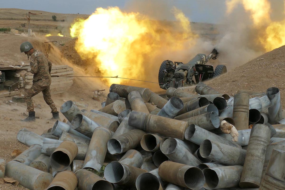 Rusia, EEUU y Francia piden alto el fuego en Nagorno Karabaj, mientras siguen los enfrentamientos