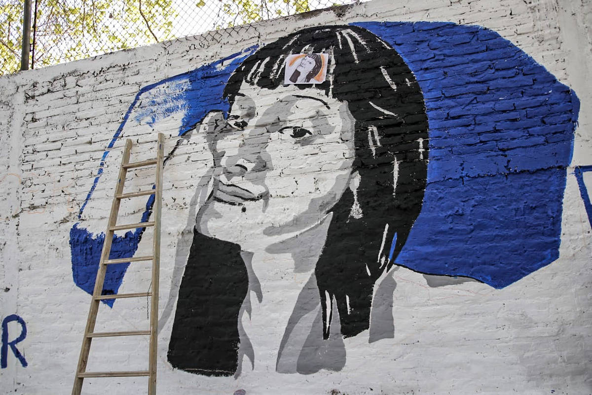 Johana Ramallo tiene su mural en la cancha del Lobo