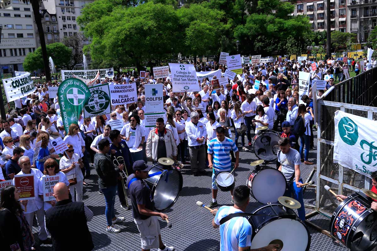 Ante una Corte disminuida por «conflictos éticos», comenzó el caso Farmacity