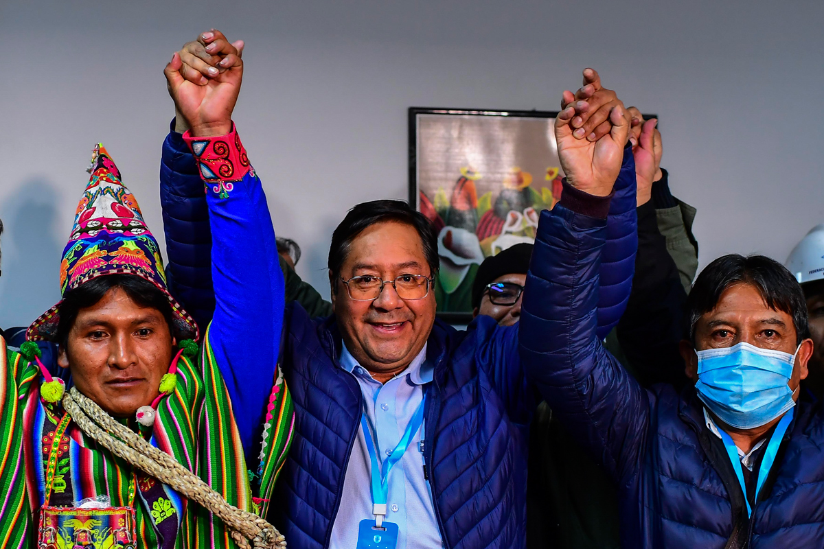 El MAS se impuso en Bolivia por un 55%