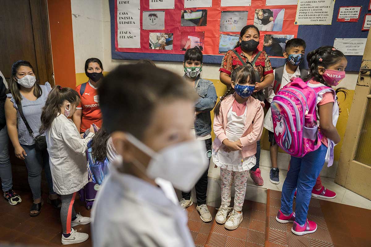 En Provincia se diferencian de Larreta: «Es peligroso suspender las burbujas  escolares hasta no vacunar a los chicos»