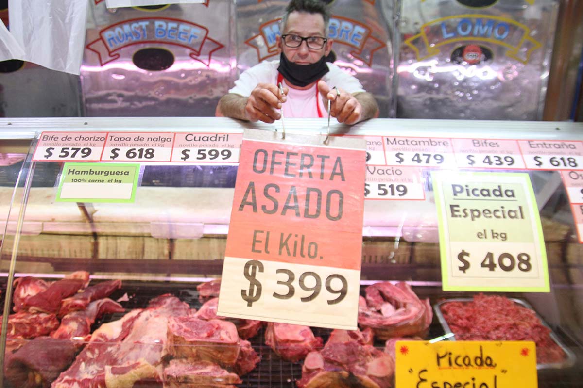 Los esfuerzos para contener los precios de los alimentos no terminan de dar resultado