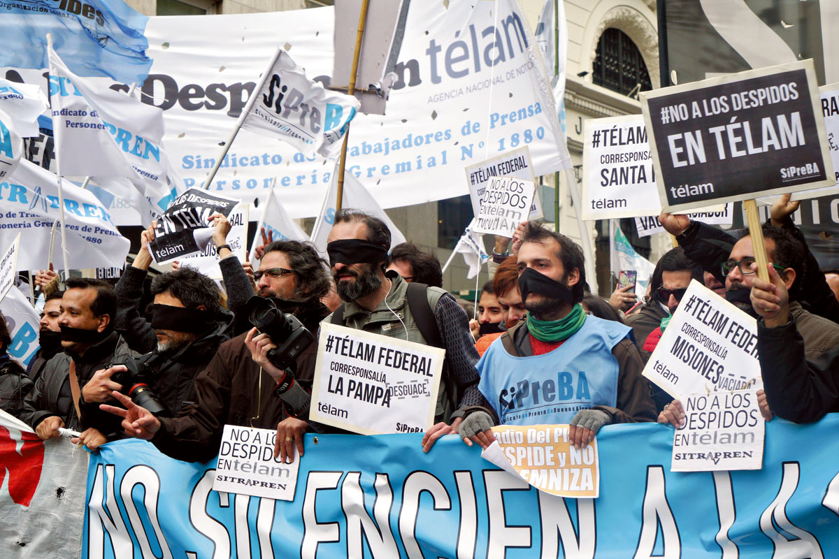 Denuncian presiones del gobierno a la Justicia por los fallos de Télam