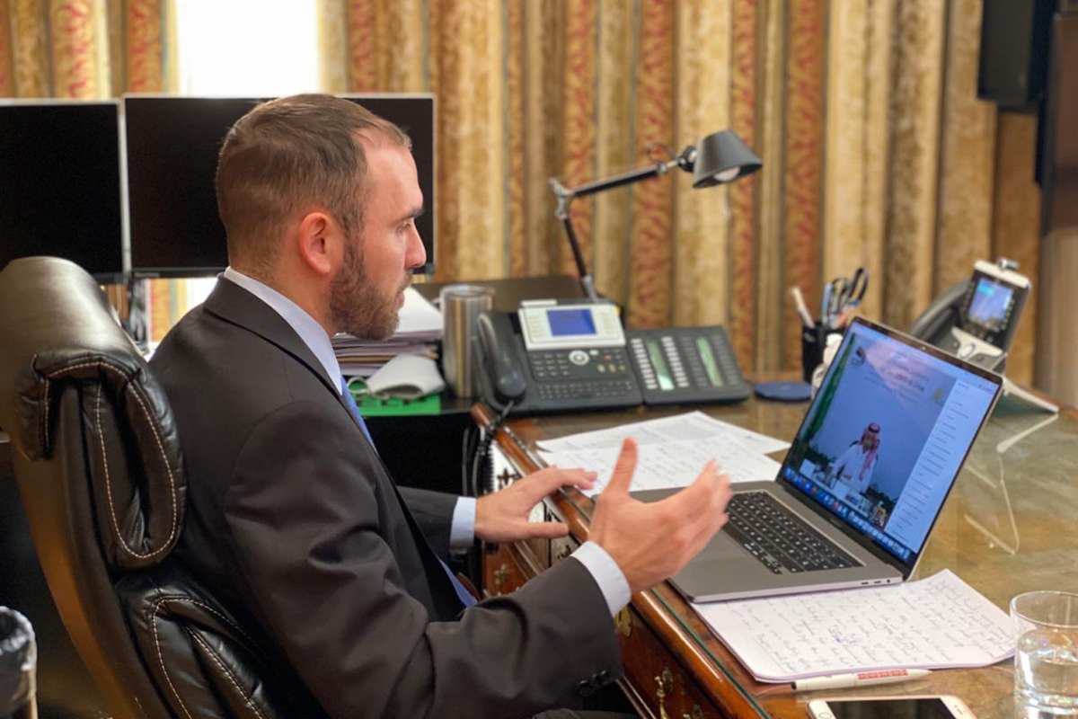 Deuda: respaldo del G20 y el FMI, rechazo de los grandes fondos