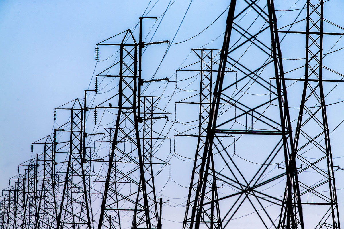 Entidades de consumidores y gremiales piden «minucioso análisis» de costos de producción energía