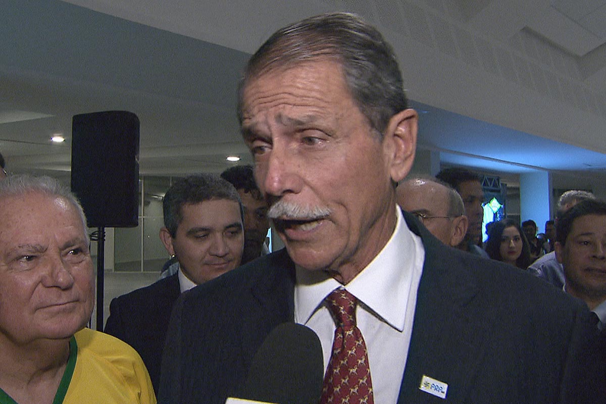 Otra vez la presión militar dejó a Lula Da Silva entre rejas