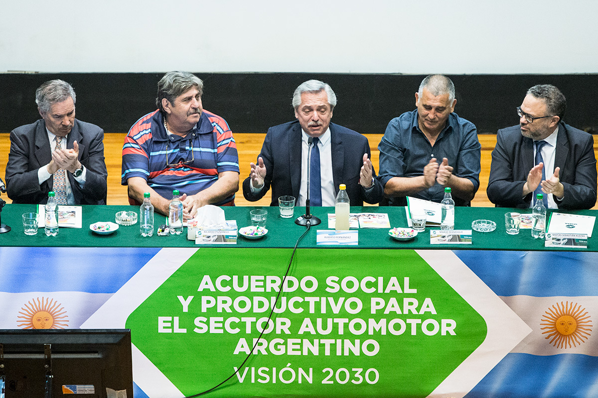 Alberto Fernández: «En esta Argentina tienen lugar los que producen y los que trabajan»